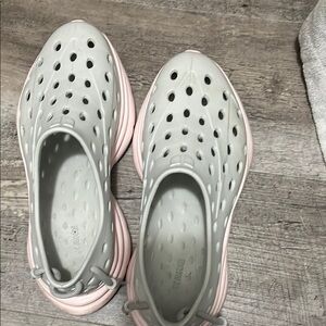 Women’s Kane shoes